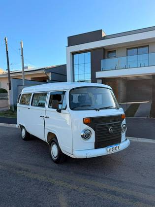 VOLKSWAGEN KOMBI 1.4 MI STD ESCOLAR 8V FLEX 3P MANUAL VOLKSWAGEN KOMBI 1.4 MI STD ESCOLAR 8V FLEX 3P MANUAL